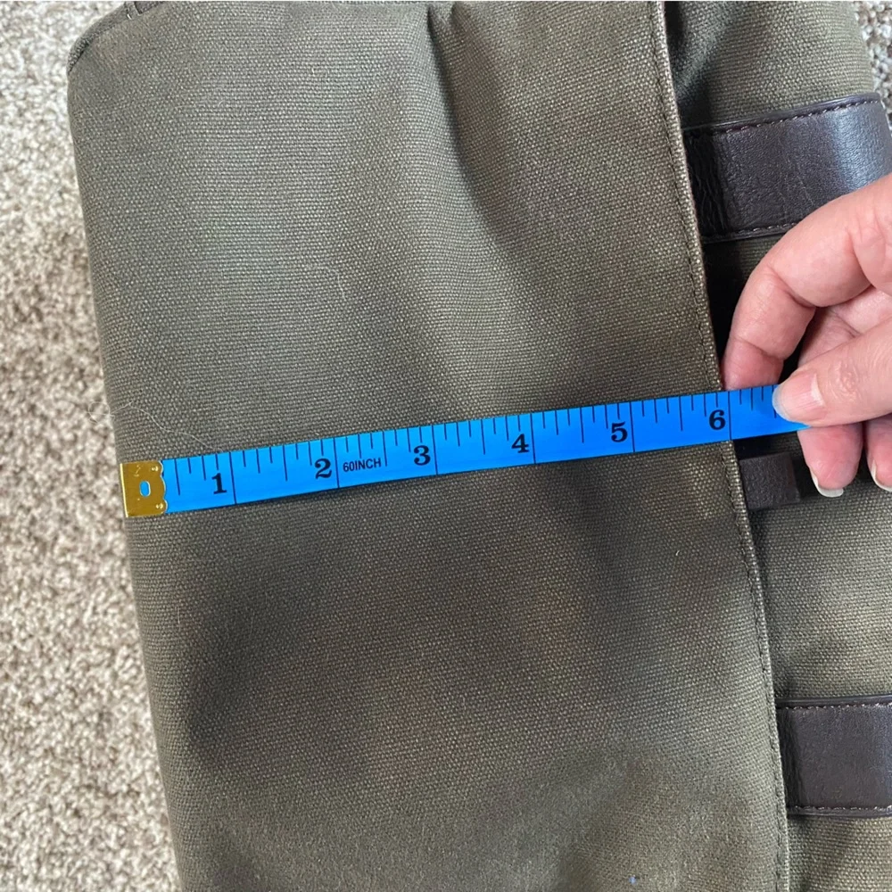 Platinum Vintage DSLR Messenger Style Canvas Camera Bag | Army Green & Brown
